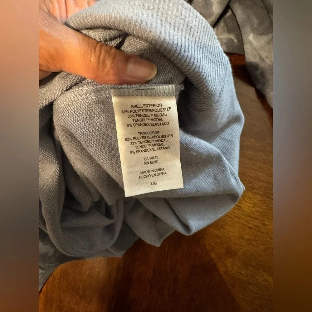 Mondetta Women's Printed Crewneck Active Sweatshirt Soft Gray Blue Size Large - Picture 10 of 11